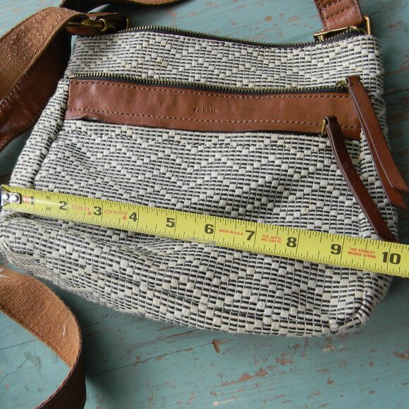 FOSSIL CREAM WOVEN CROSSBODY BAG BROWN LEATHER TRIM DOUBLE ZIP - Picture 3 of 10